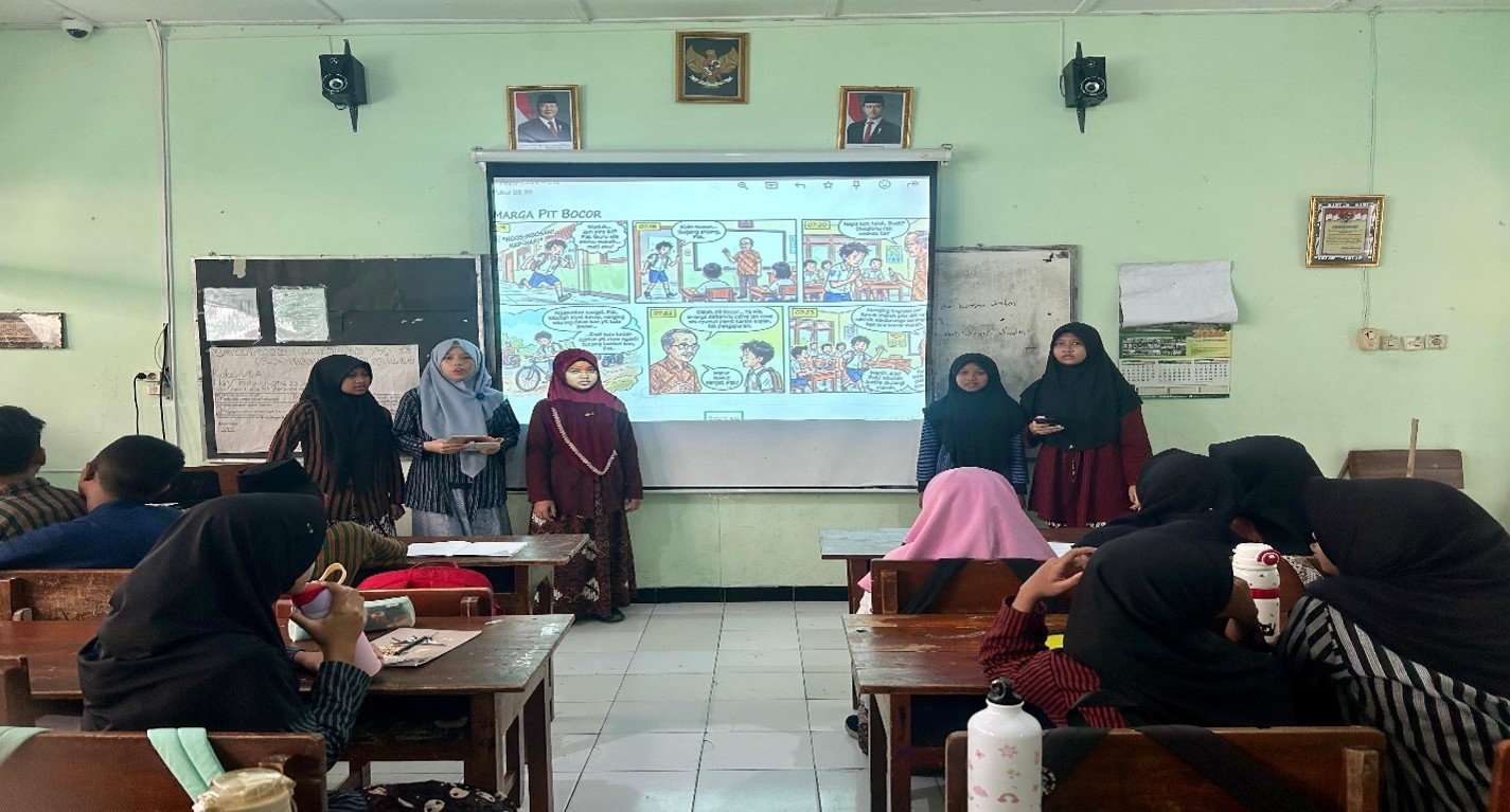 Teknologi Bertemu Budaya: Murid Kelas VIII MTsN 9 Bantul Berkarya dengan Komik Bahasa Jawa